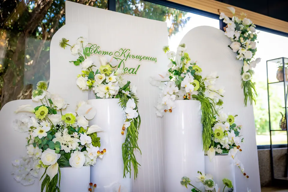 Décor for your *family celebration*