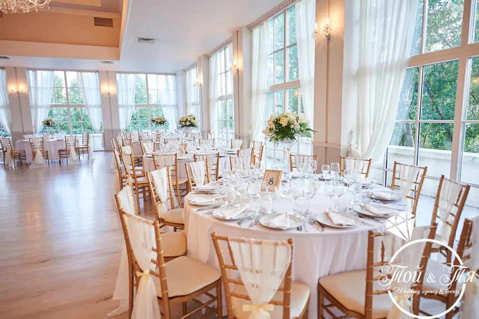 Classic style at Terra Residence, Sofia – wedding décor 3
