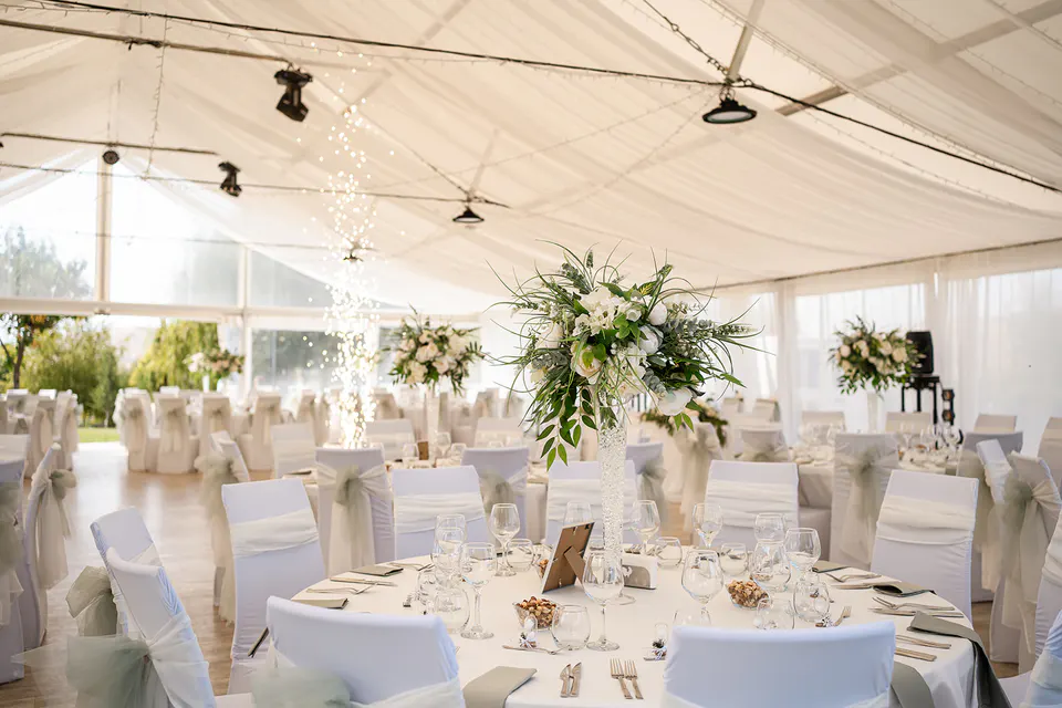 Villa Yustina – elegance among the vineyards – wedding décor 6